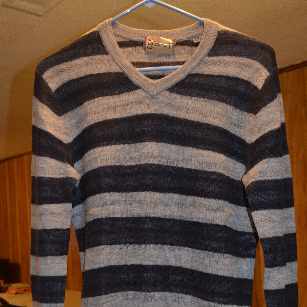 Vince Striped Merino Wool V-Neck Sweater